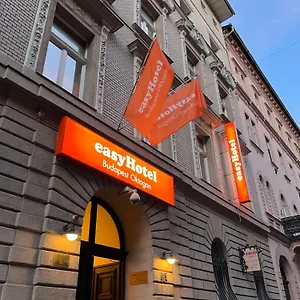 *** מלון Easyhotel Oktogon הונגריה